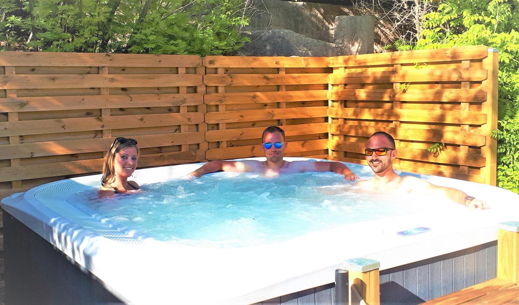 Hotel Les Jardins De Bormes, Sauna & Jacuzzi Dış mekan fotoğraf