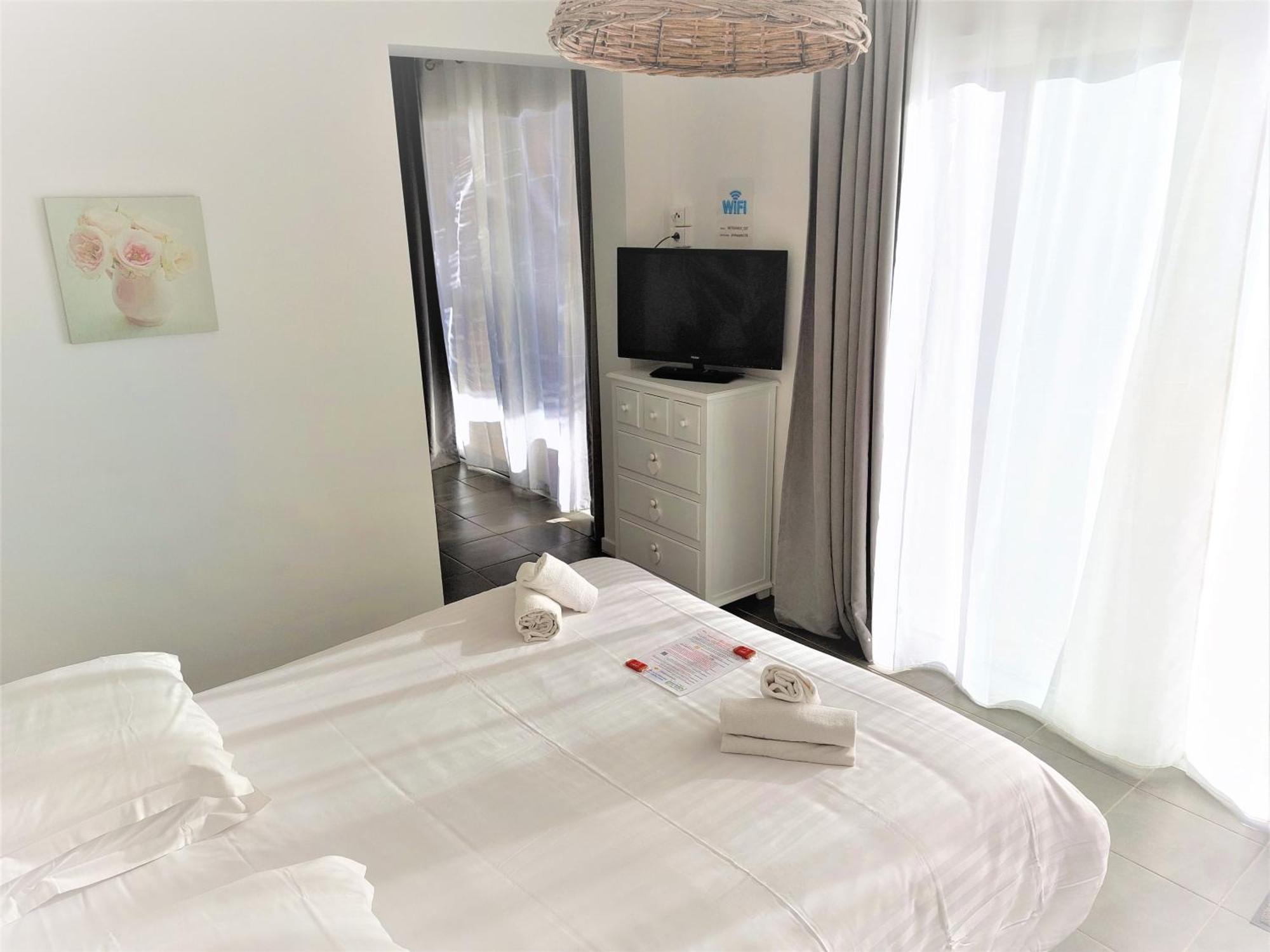 Hotel Les Jardins De Bormes, Sauna & Jacuzzi Oda fotoğraf